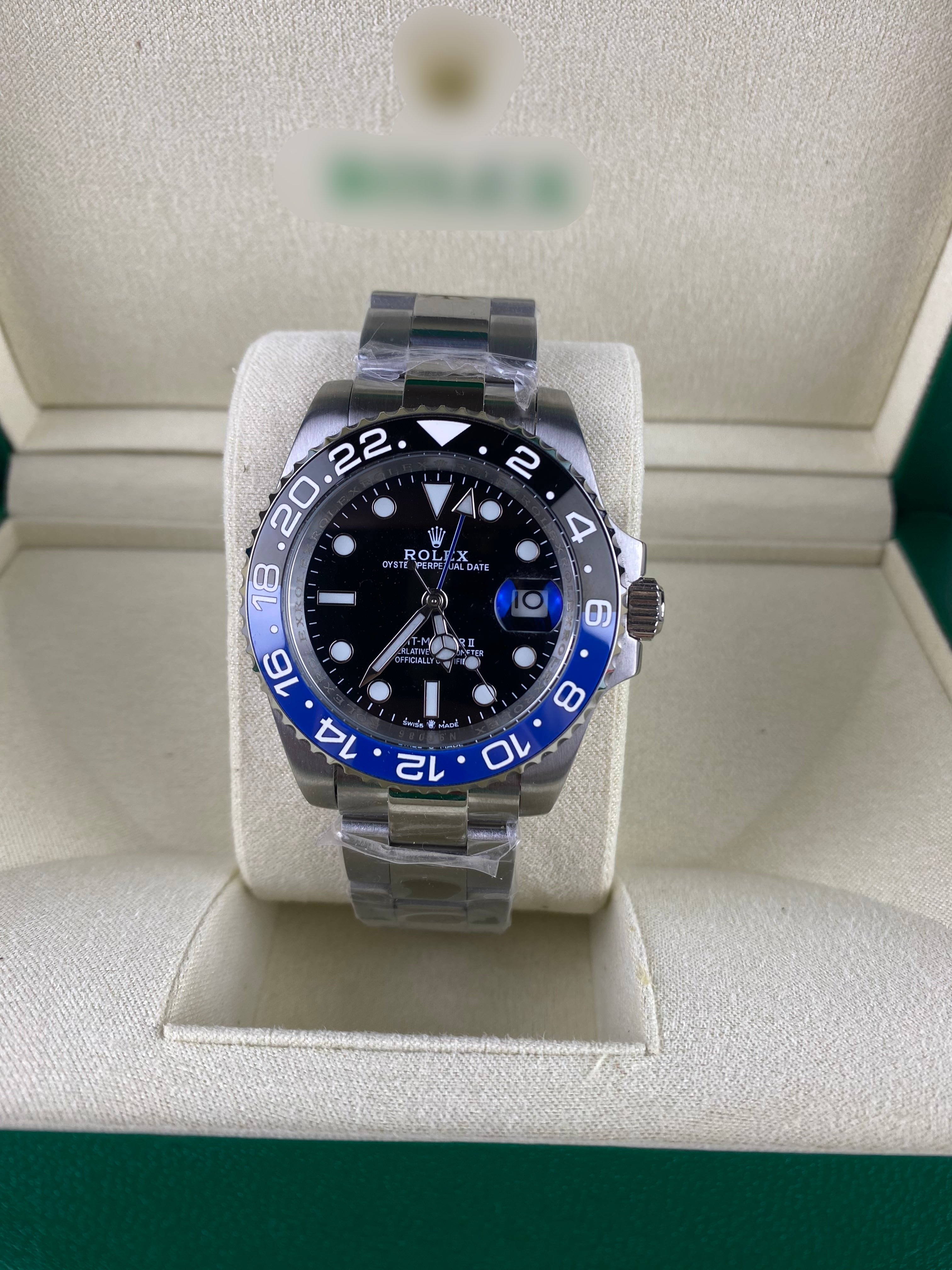 Rolex GMT-Master II “Batman” – Iconic Dual-Time Luxury