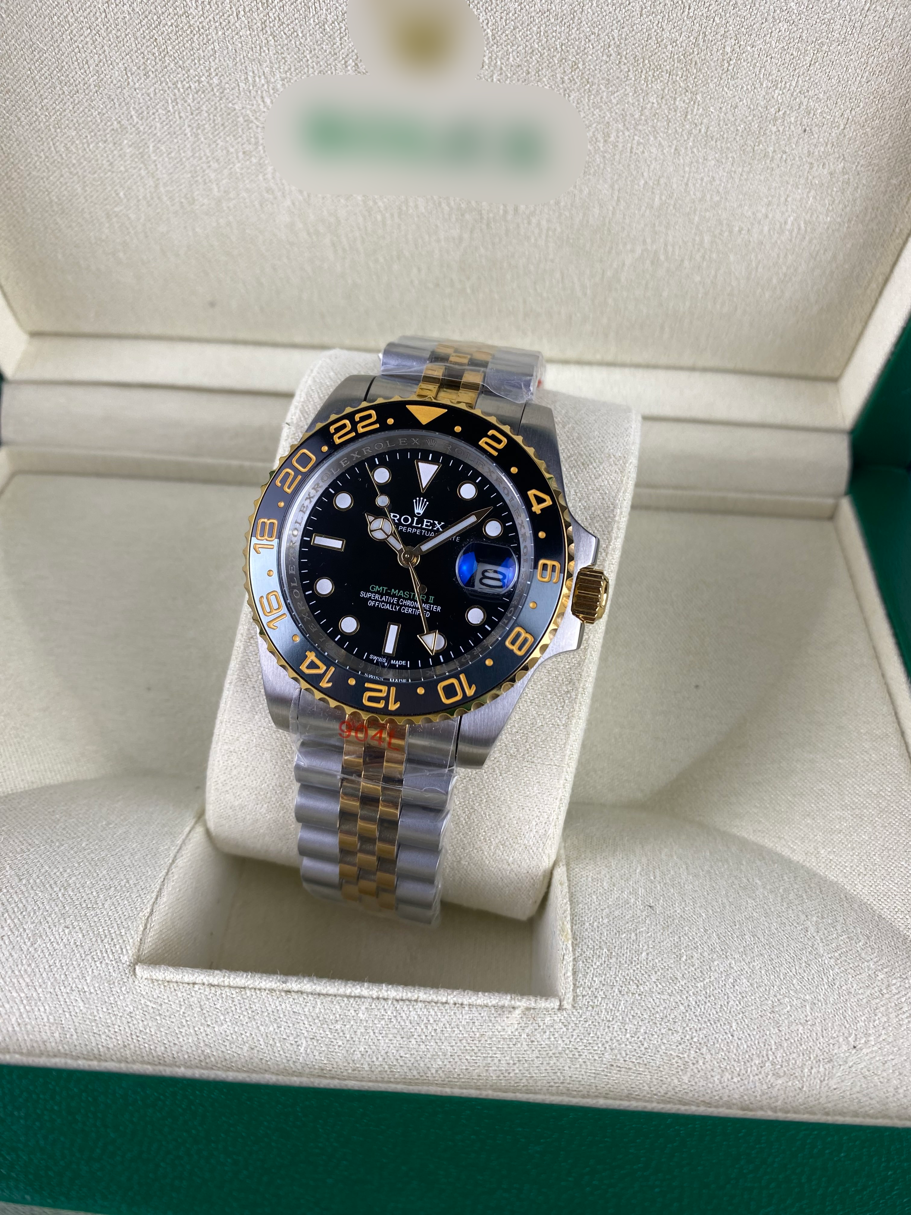 RLX TWO-TONE GMT MASTER – CLASSIC EXECUTIVE TIMEPIECE