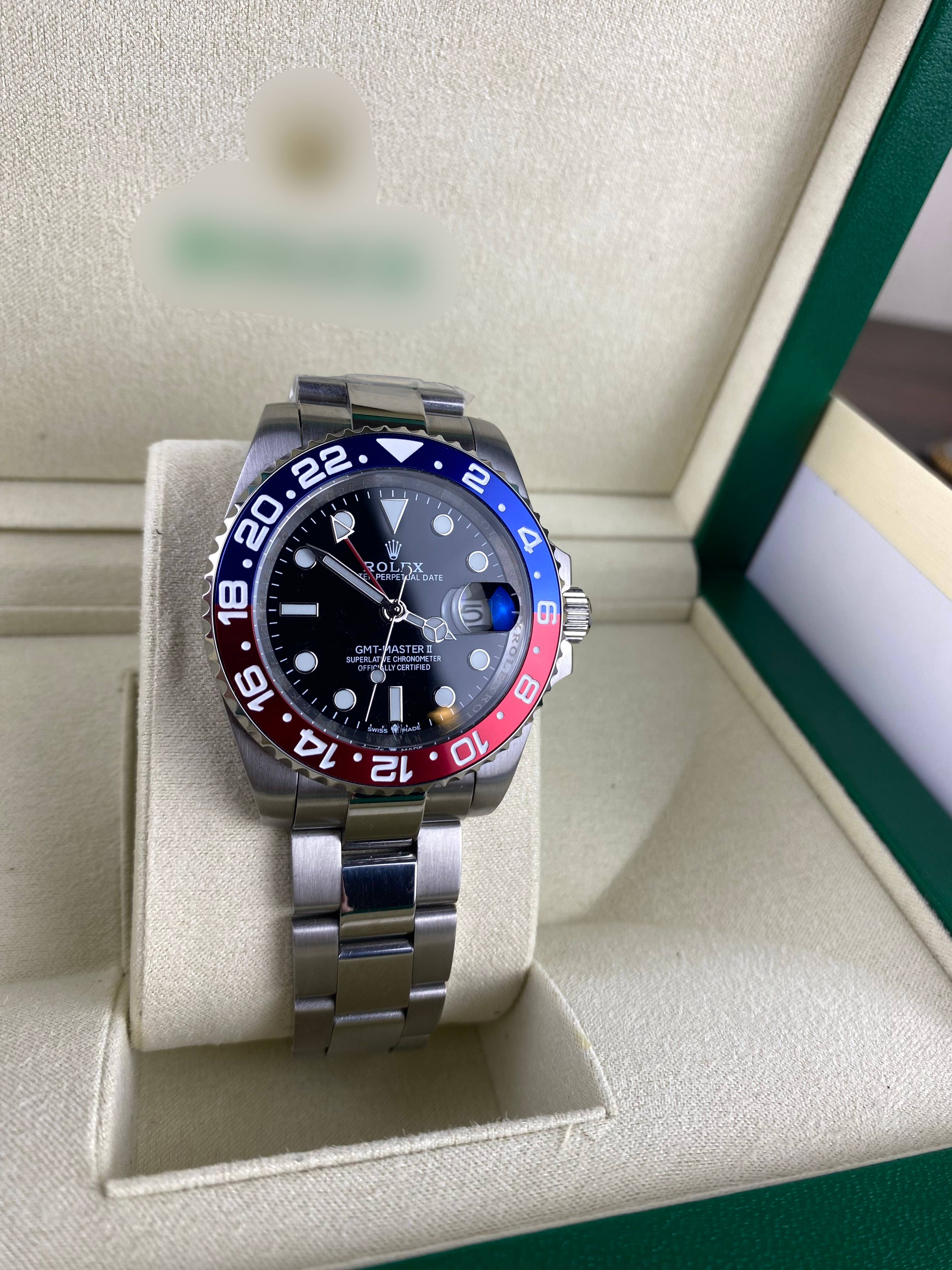 Rolex GMT-Master II “Pepsi” – Legendary Travel Icon