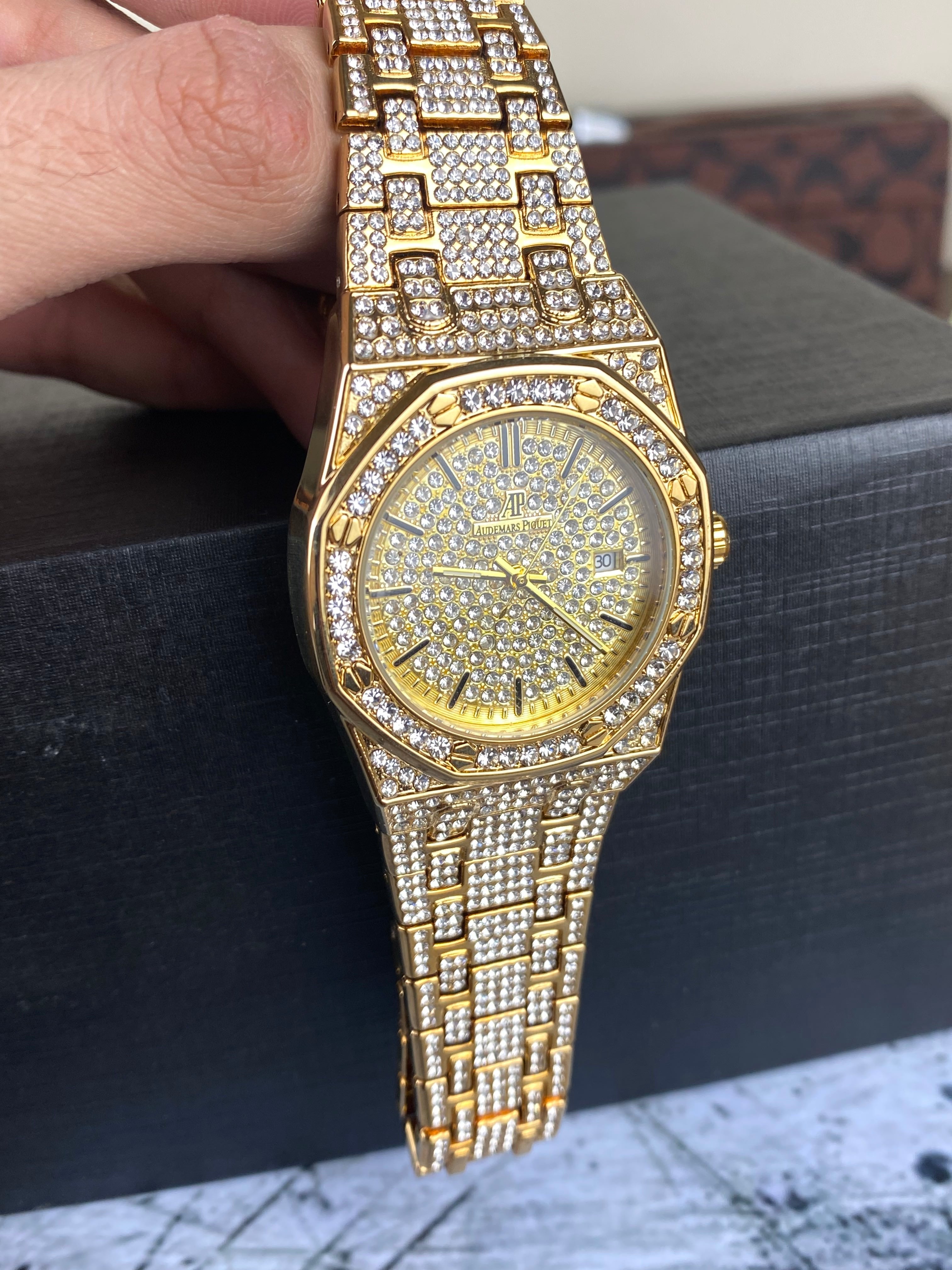 AP Royal Gold Diamond Edition