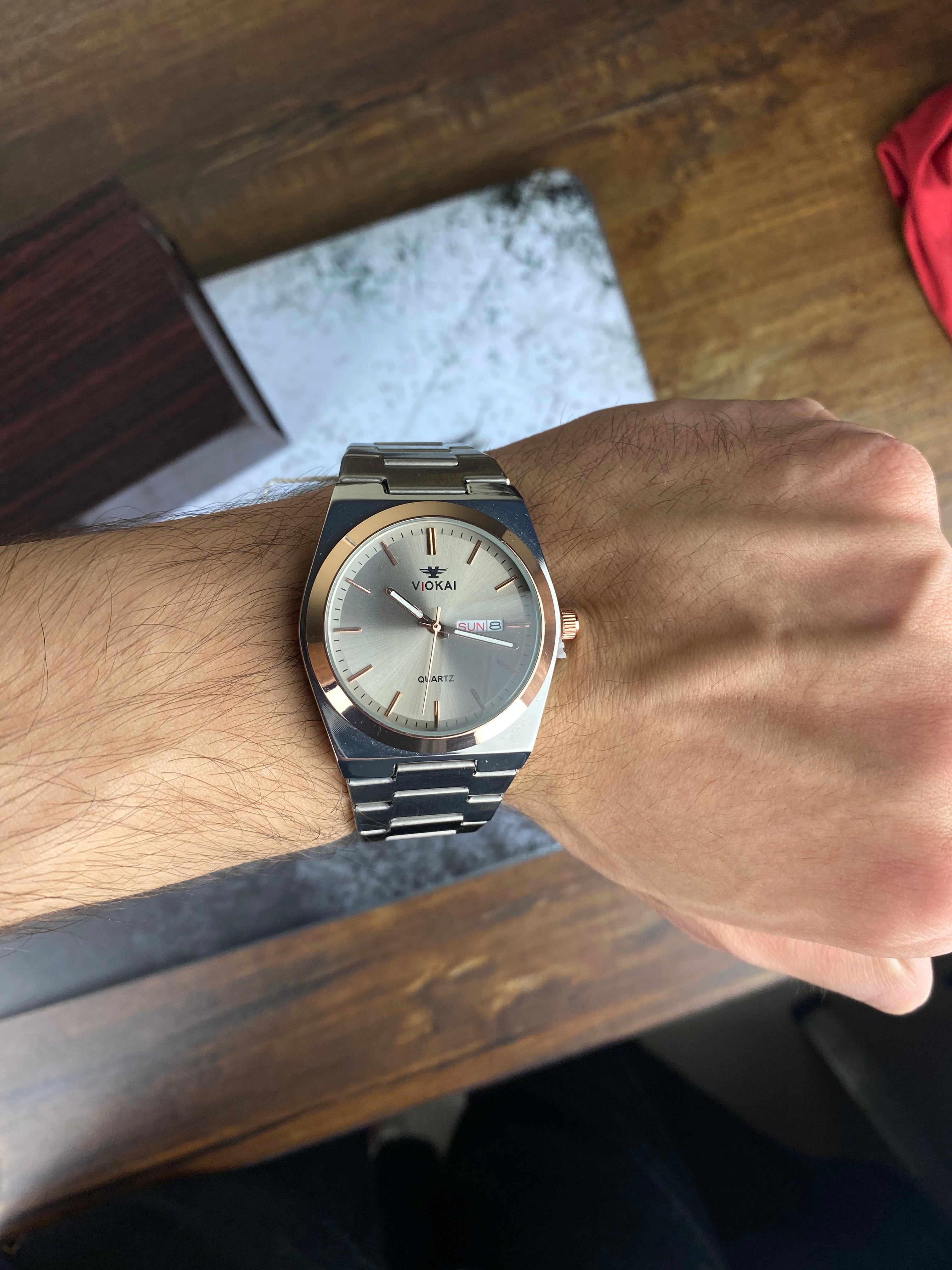 VIOKAI – Classic Champagne Elegance Dial