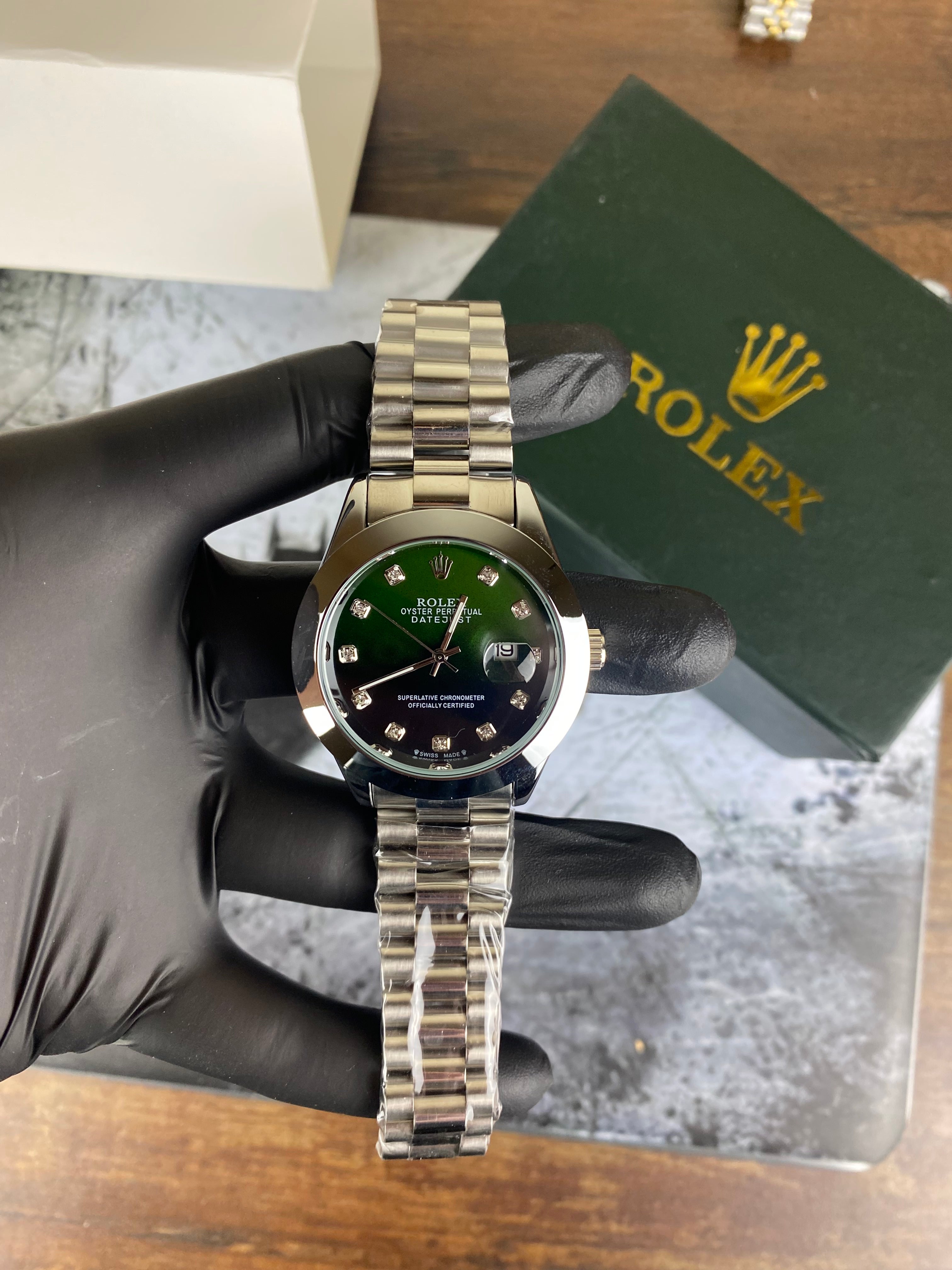 RLX – Royal Emerald Green Diamond Date Quartz Dial