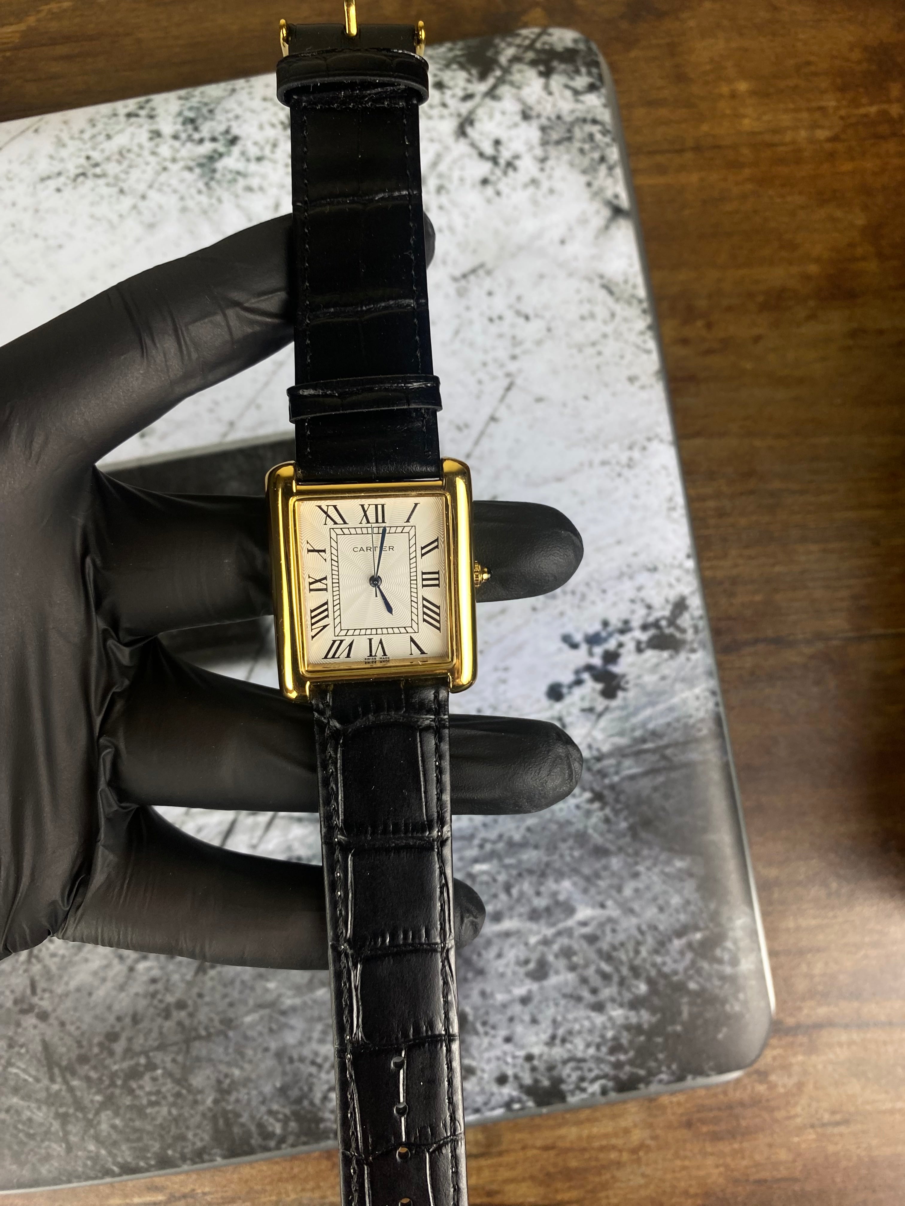 ⌚ CARTIER TANK ROMAN CLASSIC – GOLD EDITION