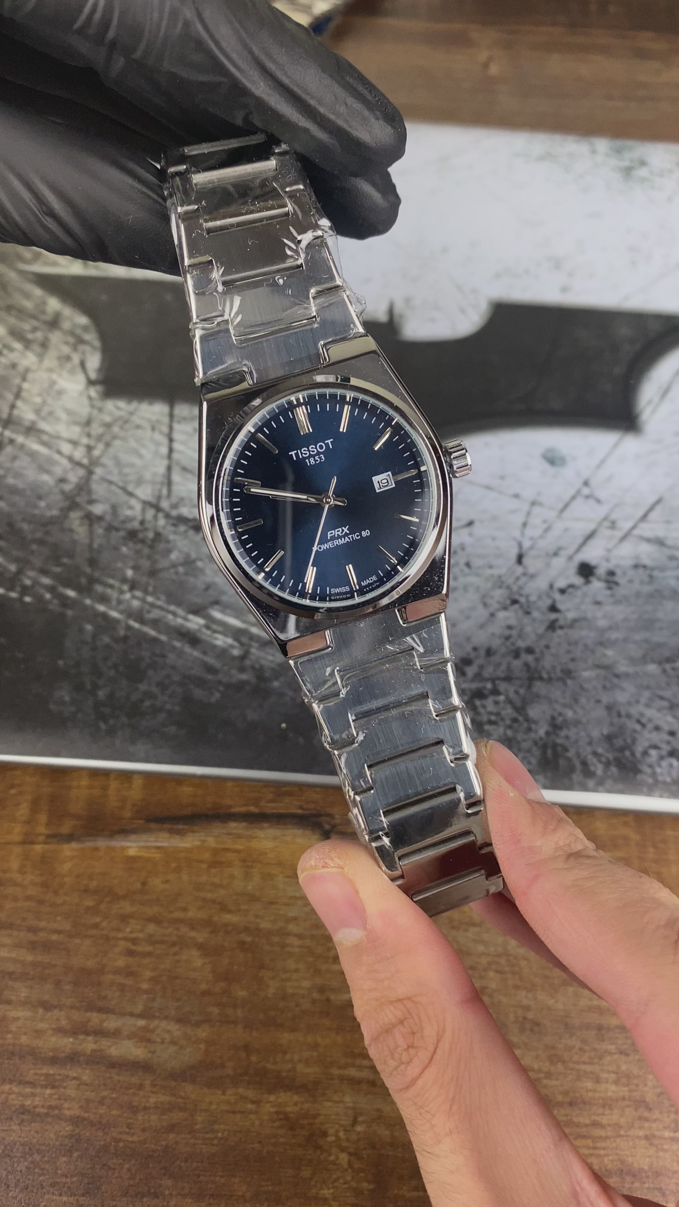 Load video: Tissot PRX Powermatic 80 – Blue Sunburst Semi- Auto Dial