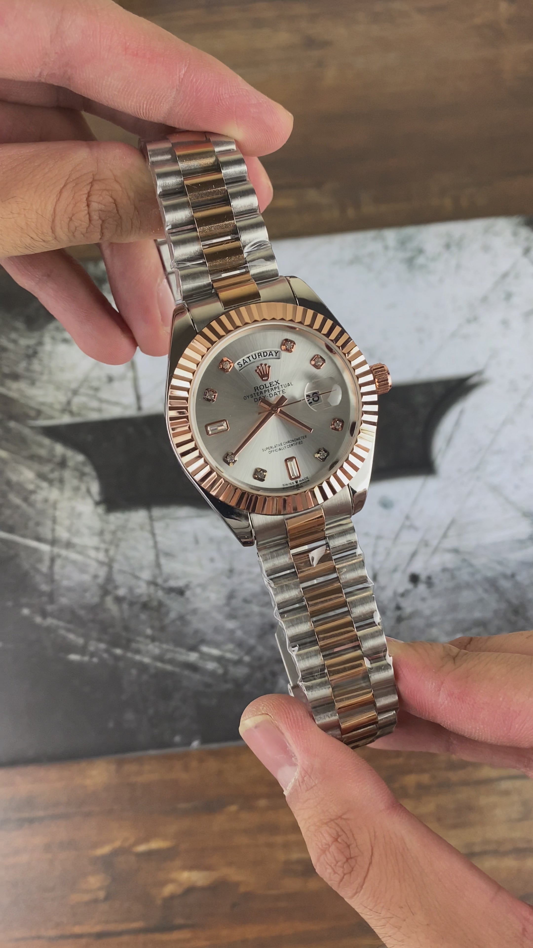Load video: RLX DAY-DATE 40MM – TWO-TONE ROSE GOLD EDITION