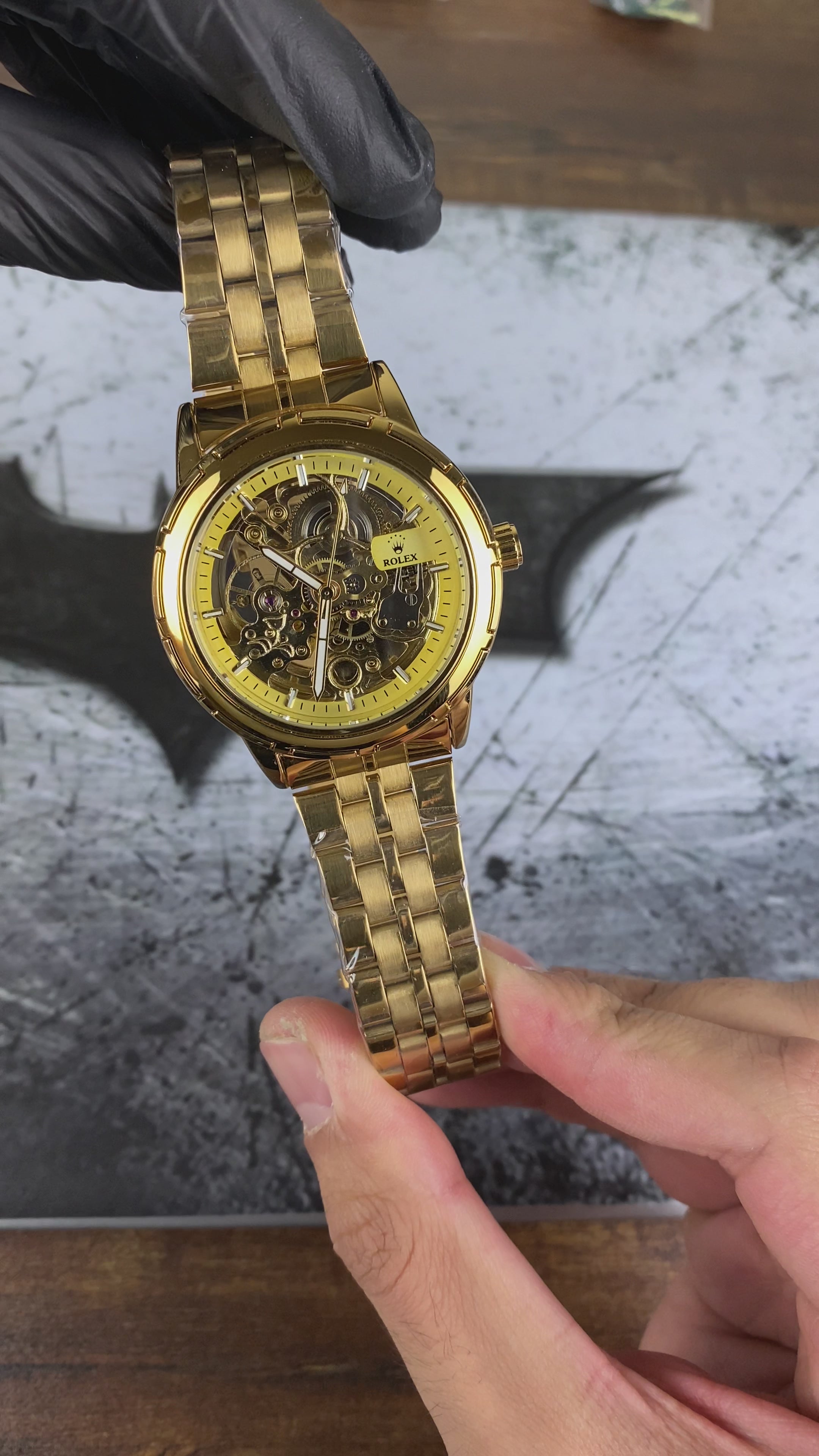 Load video: ⌚ RLX Automatic Skeleton Gold Edition – Luxury Open Heart Automatic Watch