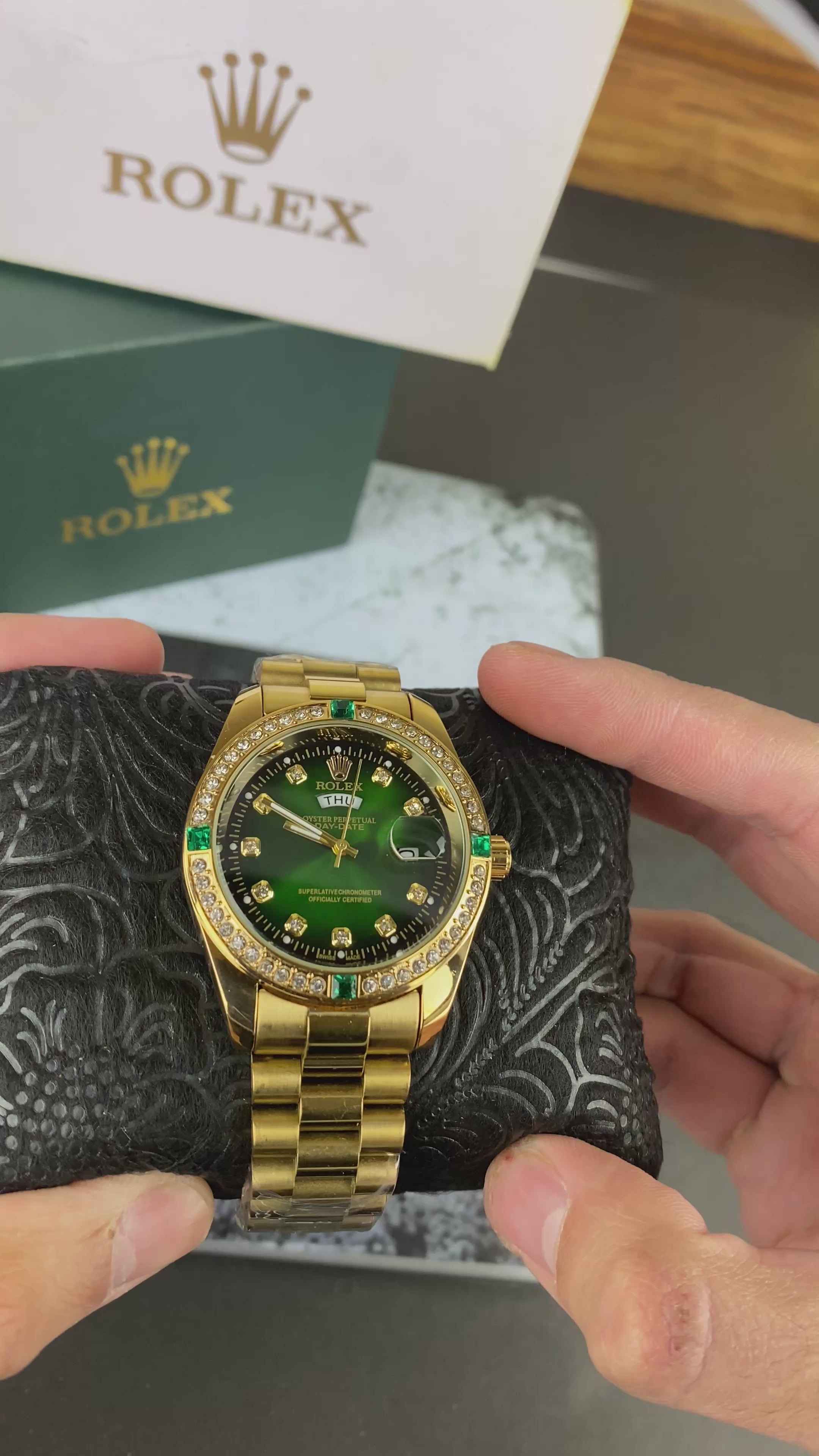 Load video: RLX Day-Date(Green) dial with diamond Bezel