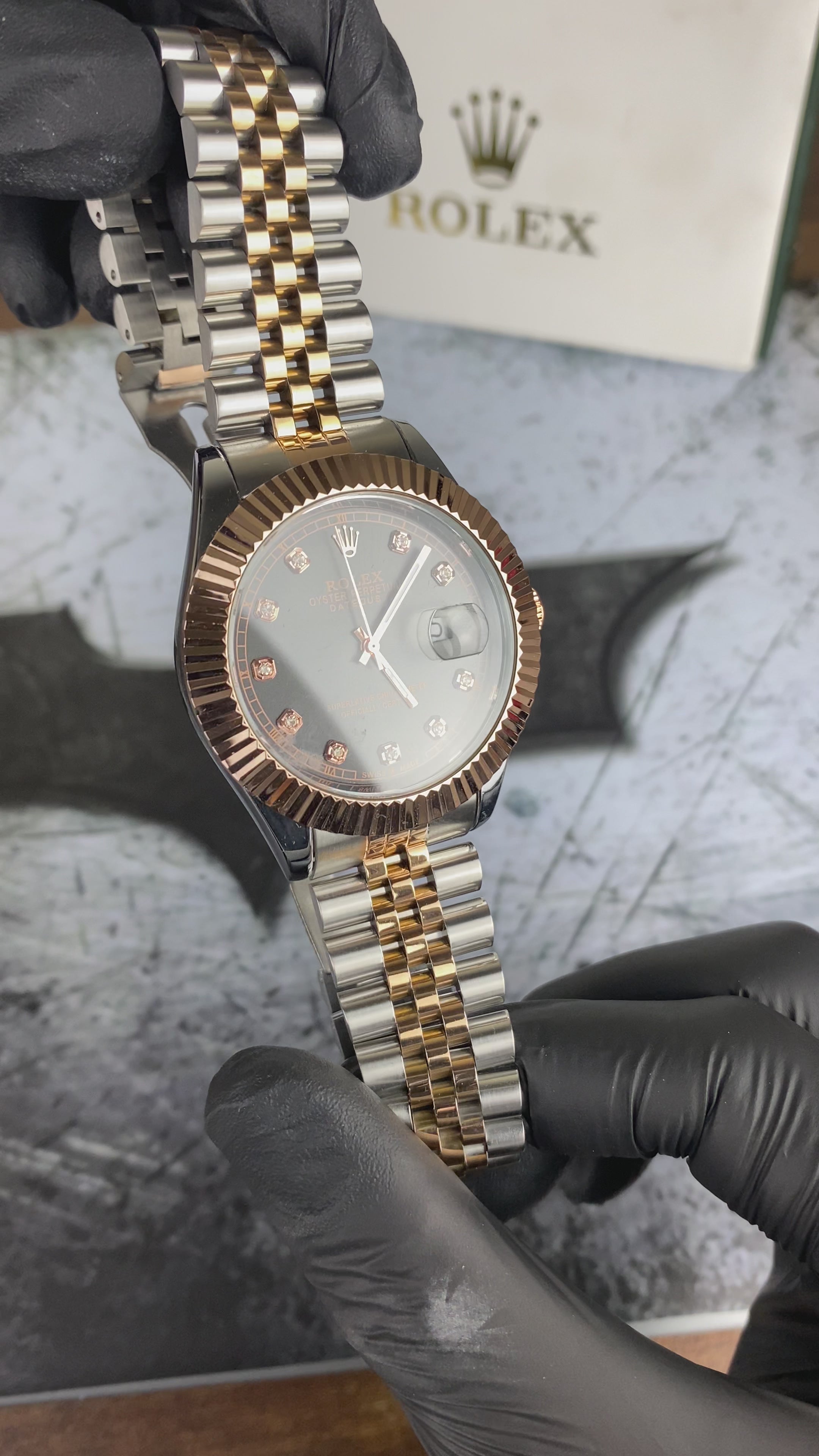 Load video: RLX – Slate Diamond Luxe Dial