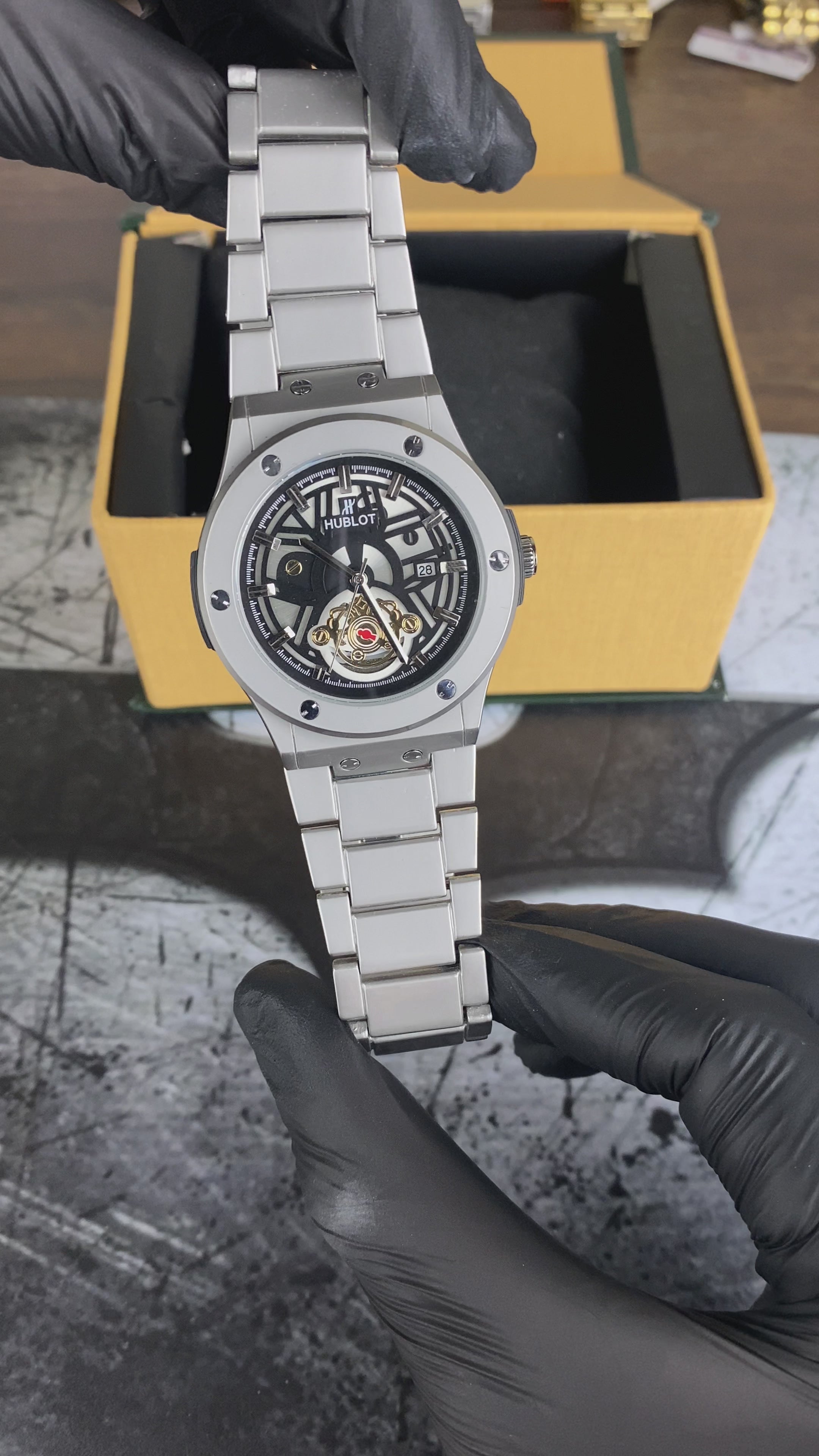 Load video: ⌚ HBL CLASSIC FUSION SKELETON – SEMI-AUTO EDITION